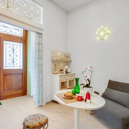 Apartment Madame Bari' In The Heart Of