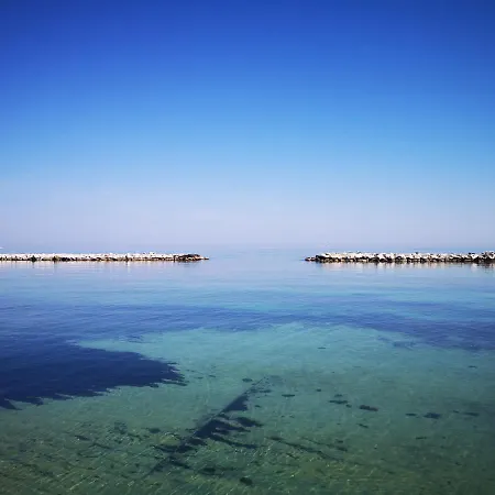 Апартаменти Guesthost - Madame Fully Equipped