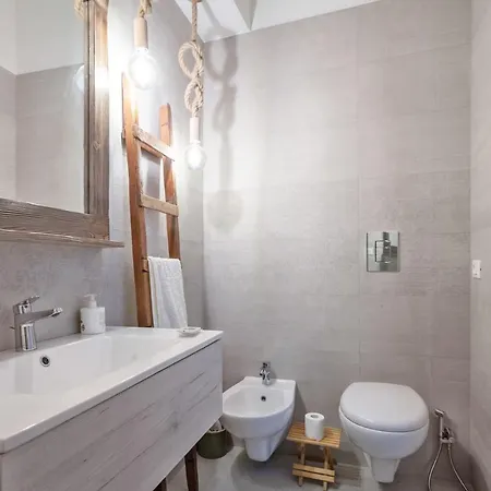 Appartement Guesthost - Madame Fully Equipped