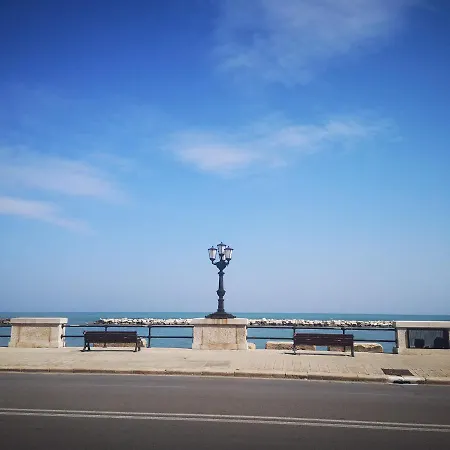 Guesthost - Madame Fully Equipped Bari