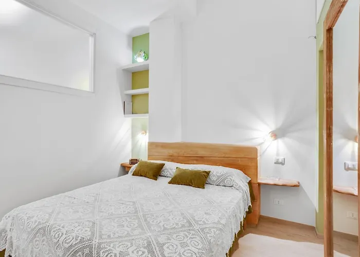 Guesthost - Madame Fully Equipped Bari