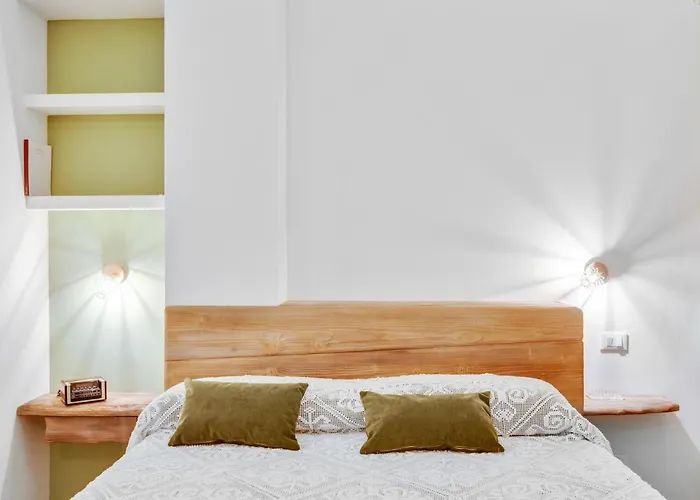 Guesthost - Madame Fully Equipped Apartamento